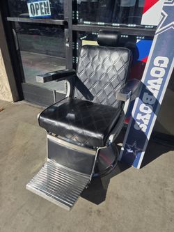 Barber chair