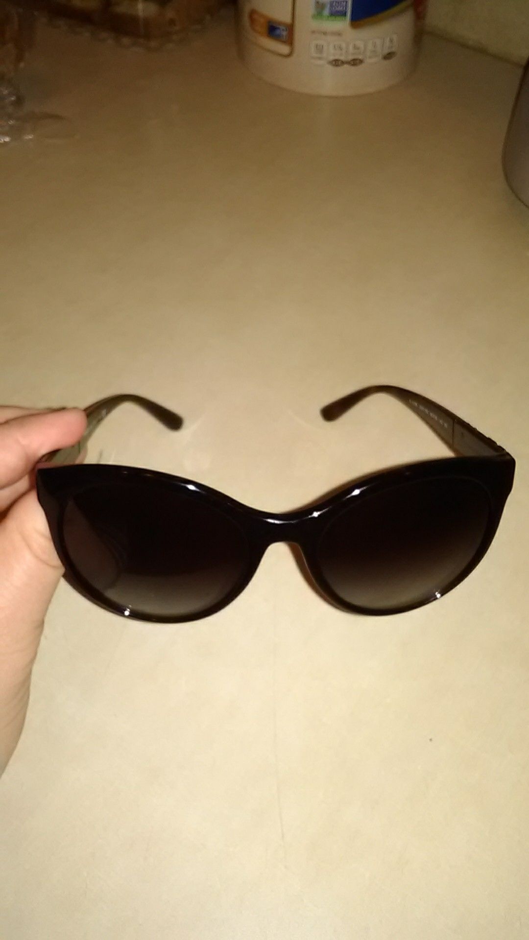 Burberry sunglasses new