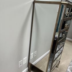 Mirror Dresser 