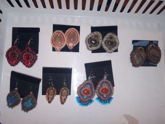 Earings
