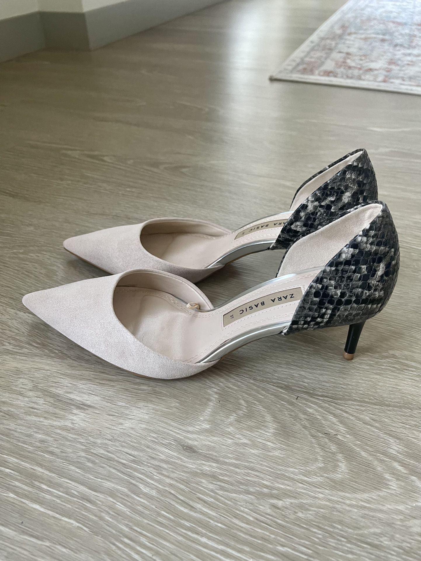 Zara Heels, Beige Color, Size 37, Size 7