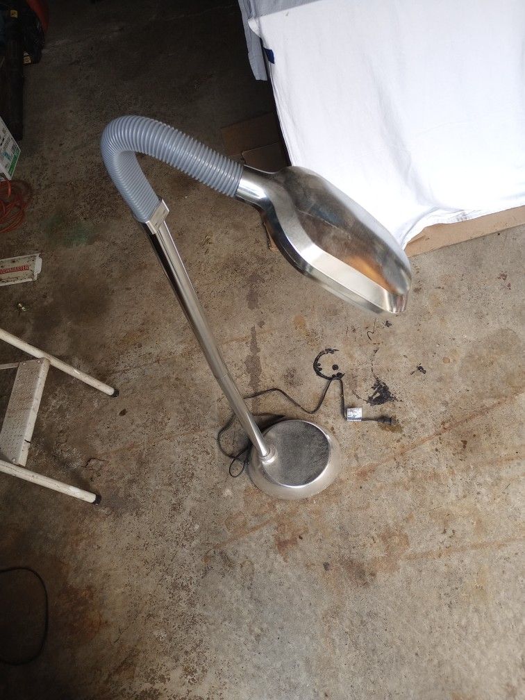Garage Light On Stand