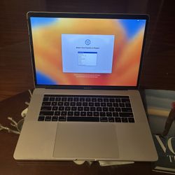 2018 MacBook Pro 15.4 Inch 16GB Intel I7 512GB Good Condition No Dent Or Ding