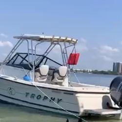 Boat 1999 Trophy Bayliner