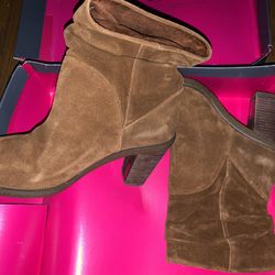 VINCE CAMUTO PARKA BOOT RUSTICVERONA