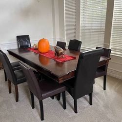 Good Deal - Large Dining Table and 8 Chairs