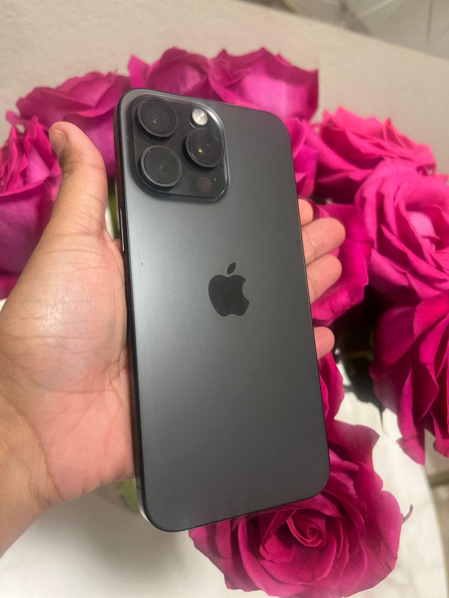 iPhone 15 Pro Max 256GB – Unlocked – Excellent Condition