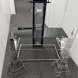 Inside Leaving Room Decor.. 