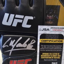 Lyota "The Dragon" Machida SIGNED (JSA COA) UFC Glove autographed MMA