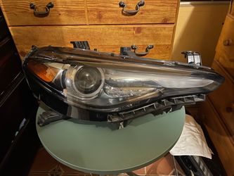 2017-2023 Alfa Romeo Giulia Right Side Headlight  OEM