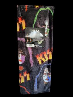 KISS Portraits Throw 50x70in