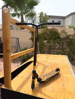 CHILLI Pro Stunt Scooter