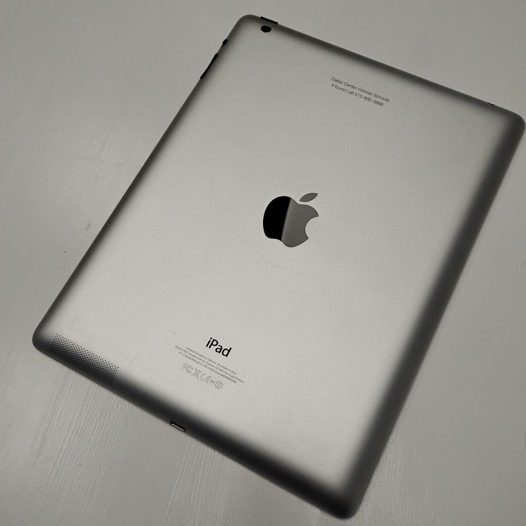 Apple IPad 4th Generation Tablet