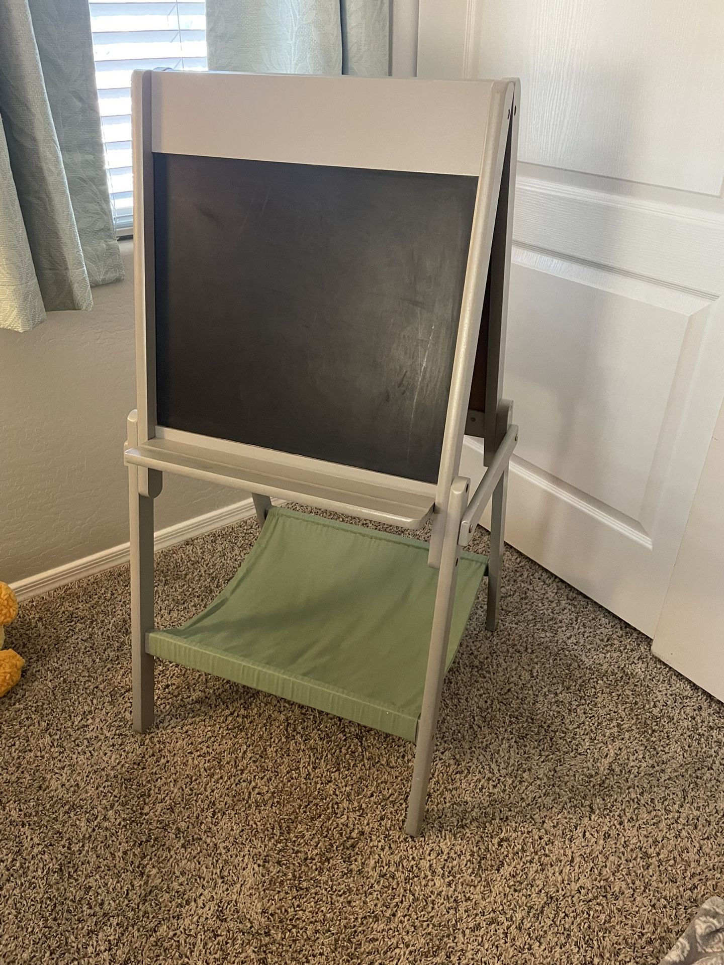 Delta Baby Kids Art Easel