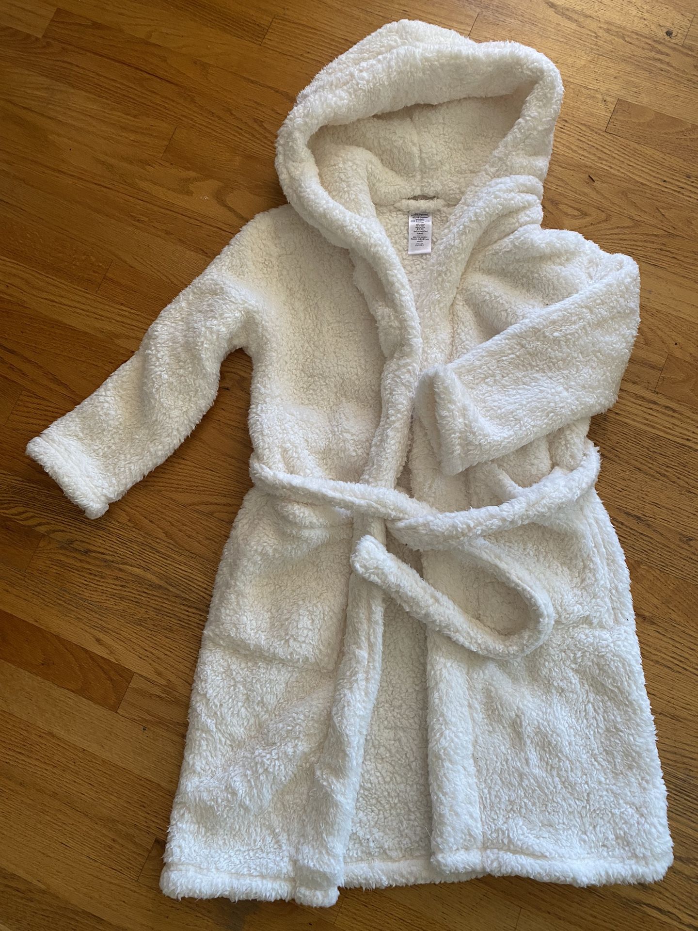 New Pottery Barn Youth Bathrobe
