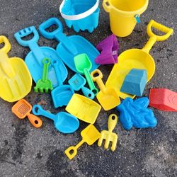 Little Kids Beach Toys
