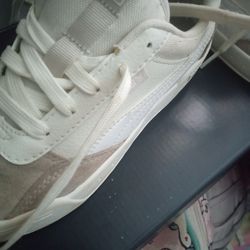 Girls Puma Shoes Size 2