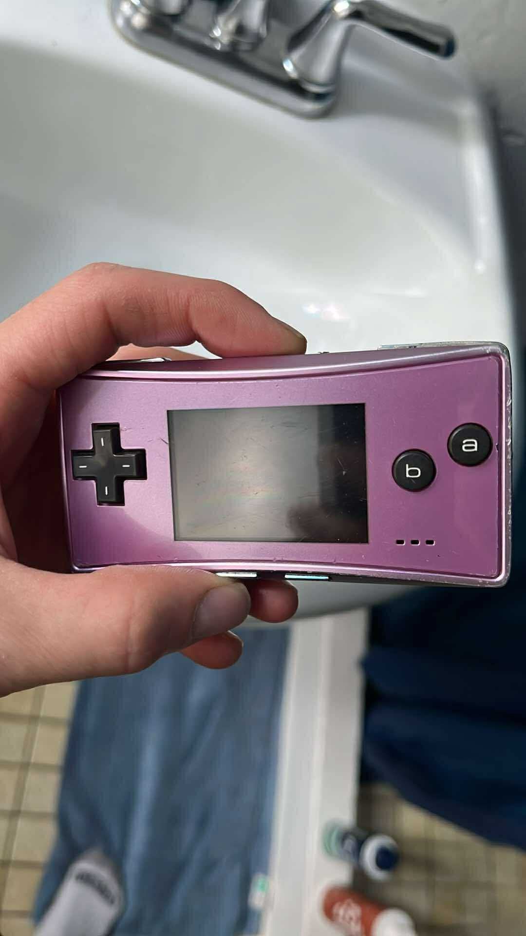 Gameboy Micro Metallic Pink With Game Cart