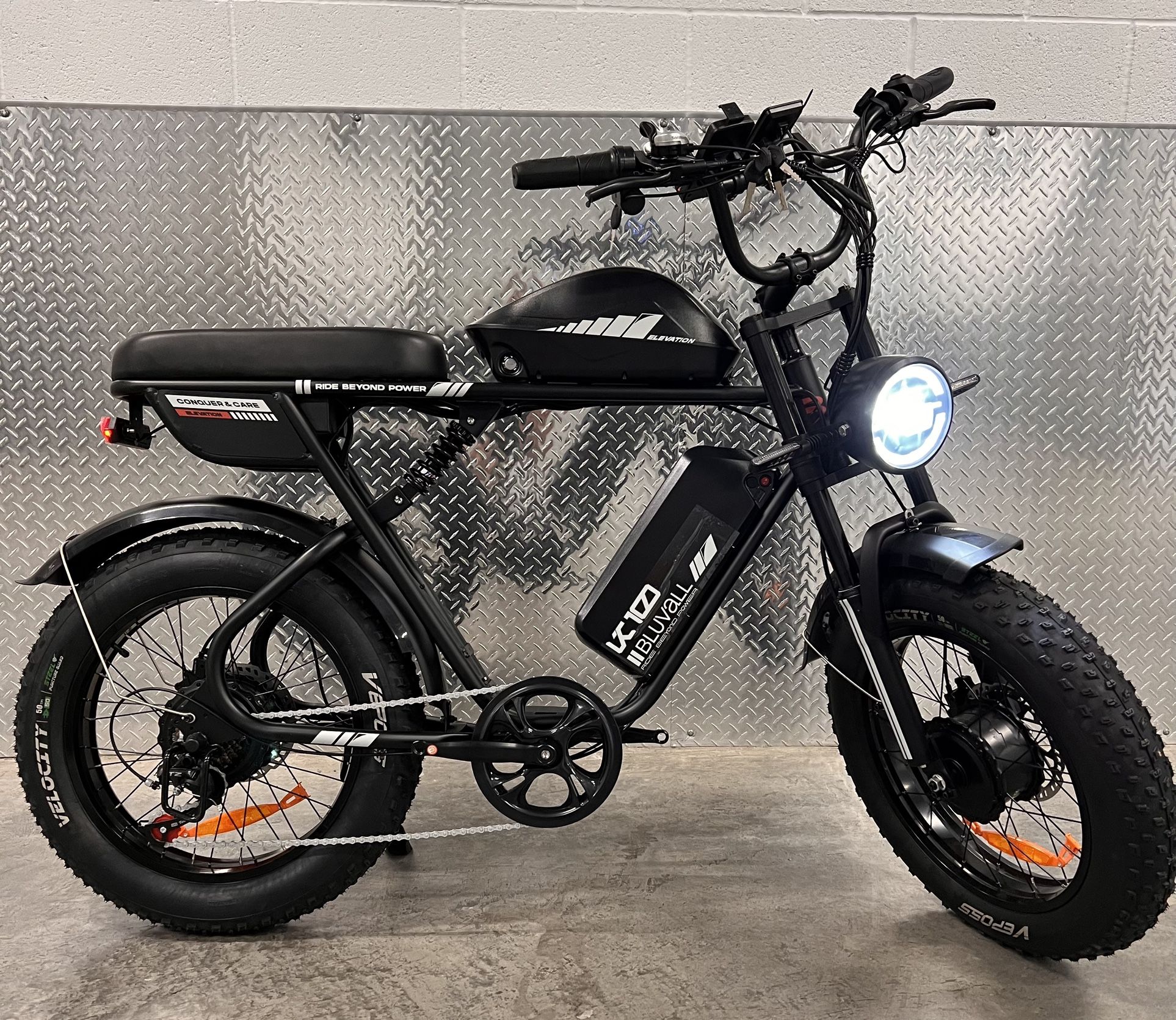 52V/2000/3000 Watt Dual Motor AWD Electric Scrambler Moped Style E-Bike, 38mph, Hydraulic Brakes, Full Suspension