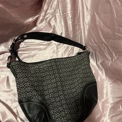 Vintage Coach Soho Hobo Shoulder Bag F10923 Black Canvas Leather Signature Y2K