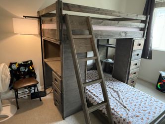 Bunk bed