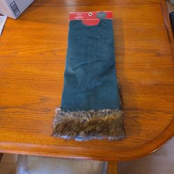 Ashland Christmas Tree Skirt 4 ft Rustic Faux Fur Trim (New)