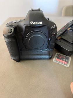 Canon EOS 1D MarkIV DSLR