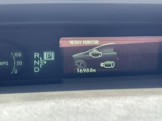 2014 Toyota Prius Plug-in Hybrid Thumbnail