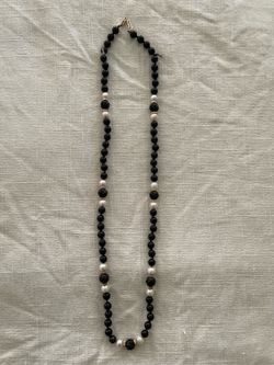 14k Gold, Pearl, and Onyx necklace