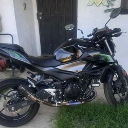 2025 Kawasaki z500 ABS
