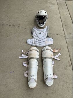 Easton Jen Schro softball catchers gear