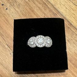 Three Stone Round Cut Diamond Ring