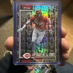 2026 Topps Hits Holiday Parallels 