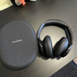 Sound Core Q30 Headphones