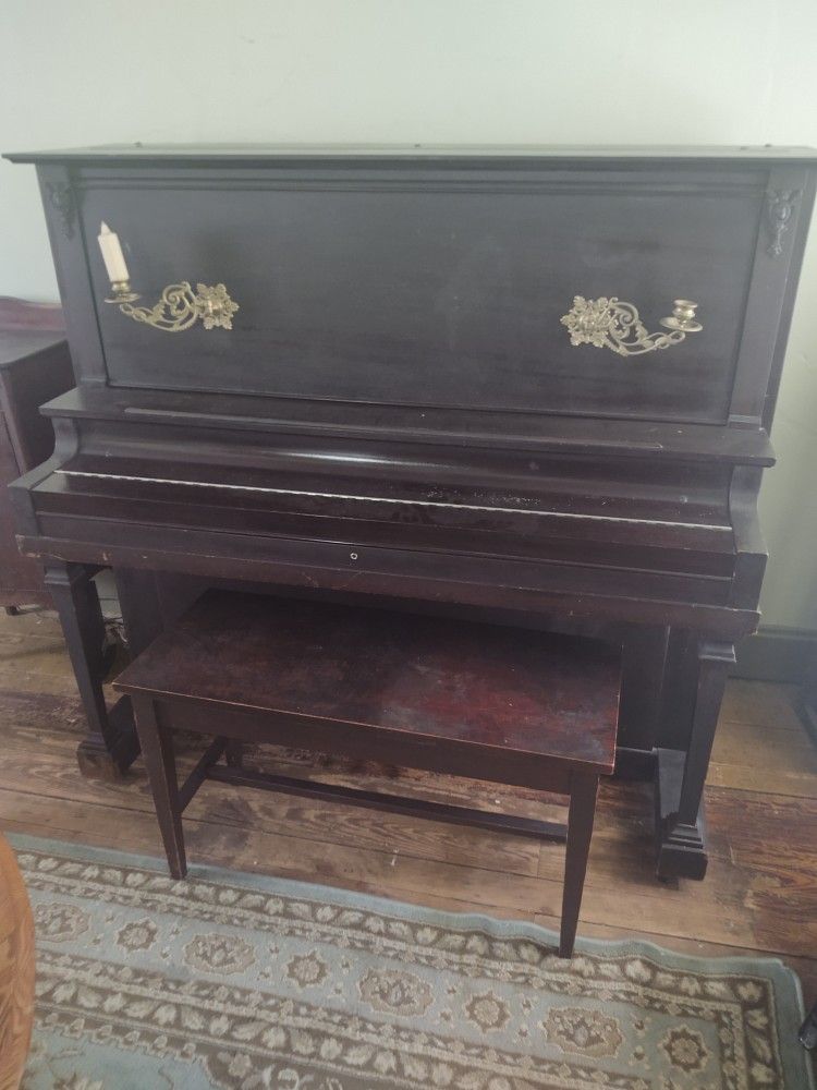 Old Standard Brand Piano