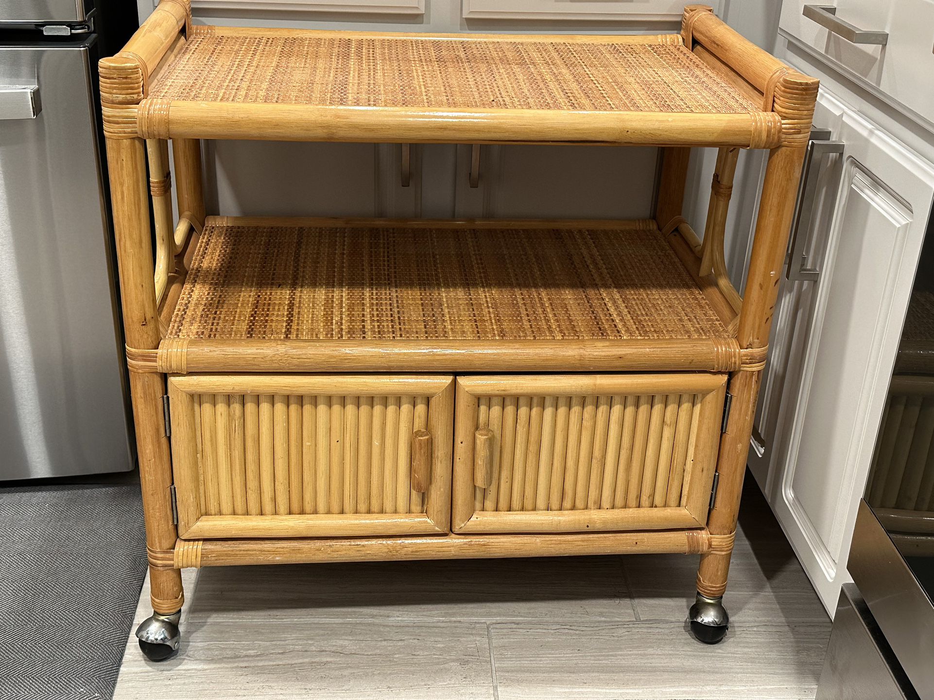 29” Wide Bamboo Bar Cart, Microwave Cart, Utility Cart. Fantastic Condition