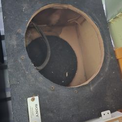 Sony 12 Inch Sealed Enclosure For Car Audio