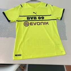 Borussia Dortmund Soccer Jersey Size M