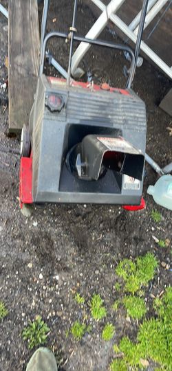 Snow Blower Works Great $100 Obo Got A New One 