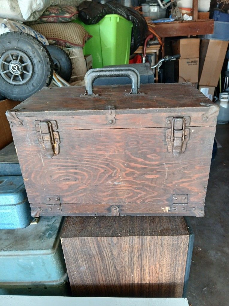 Custom Tackle Box, Wooden Box for Lure and Bait Storage  Old School Wood Tackle Box