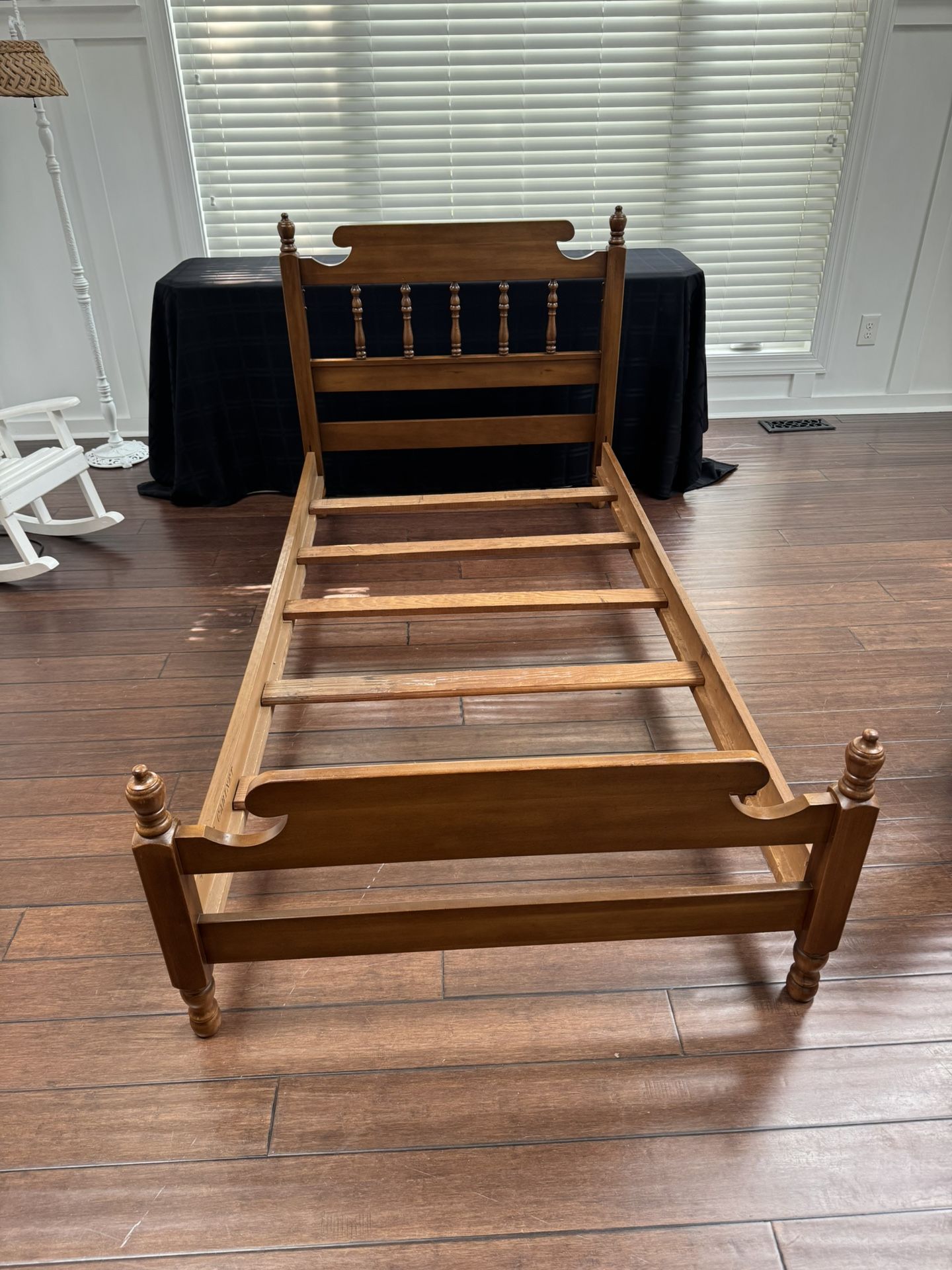 Solid Wood Twin Bed