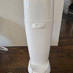 Genie diaper 