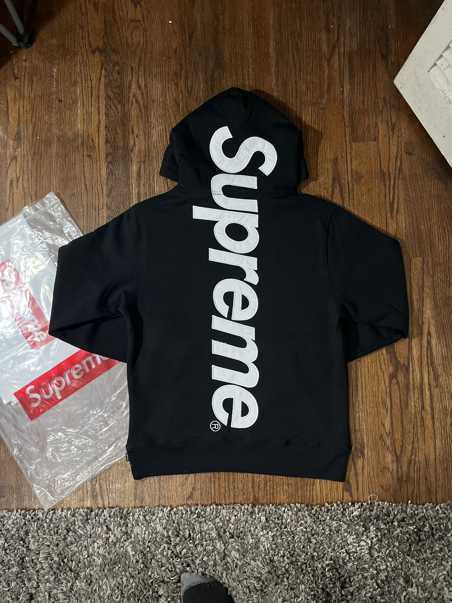 Supreme Satin Applique Hooded Sweatshirt Black🔥