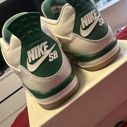 Jordan 4s