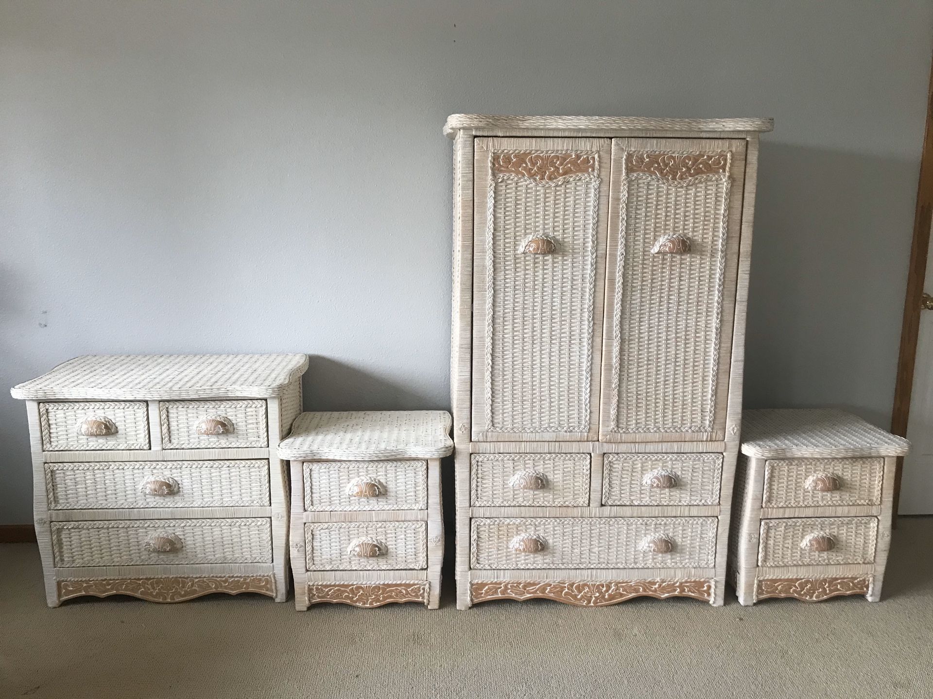 Bedroom Furniture Set