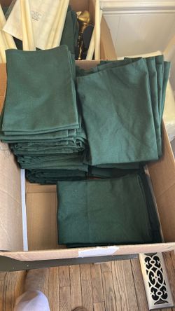 Set of 83 Dark Green Cloth Napkins – 100% Cotton