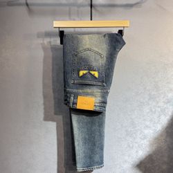 Fendi Men’s 2025 Jeans New 