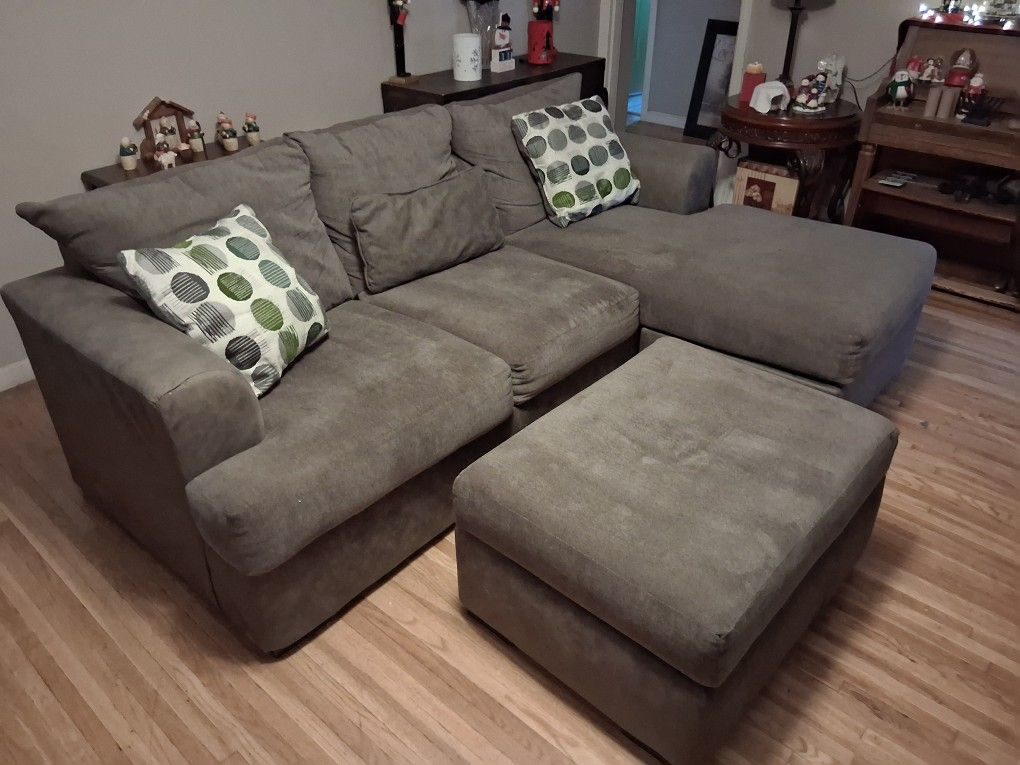 Small Sectional Couch with Ottoman
