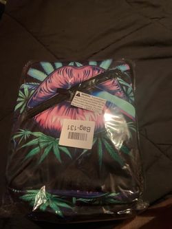 Crossbody bag - 420 Lips Joint