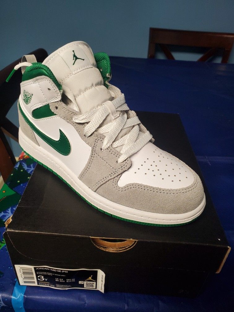 New Kids Mids. 3y